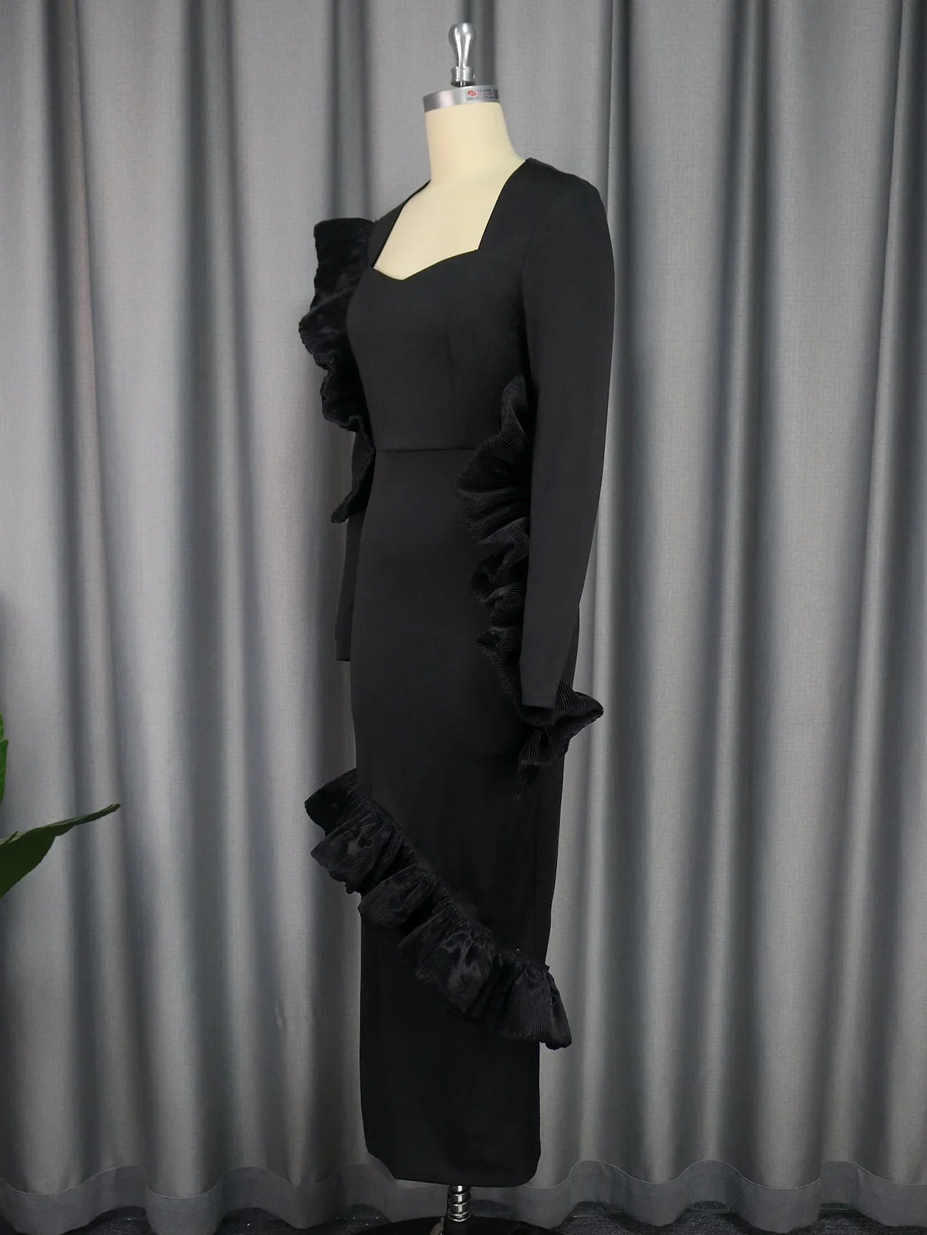 Bodycon Women‘s Black Long Dress Elegant Ruffle Trim Sweetheart Collar Long Sleeve Slim Fit Dresses Stylish Party Event Gowns